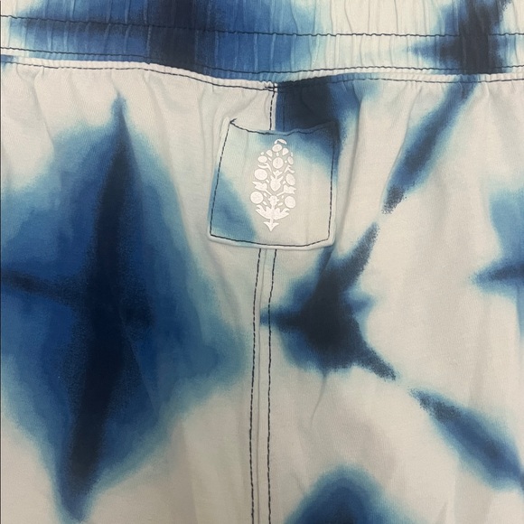 Free people movement hot shot blue Tie-Dye crossover pants size medium nwot - Picture 4 of 7